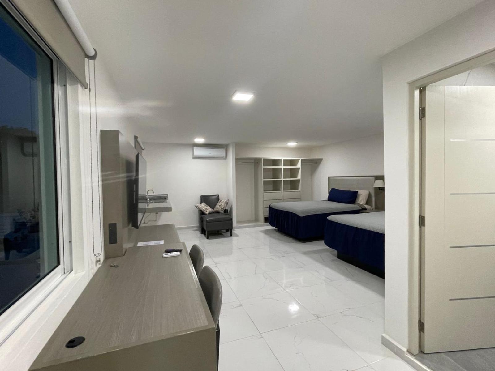 Guest House Stone Wall Residences Cancun Exterior photo